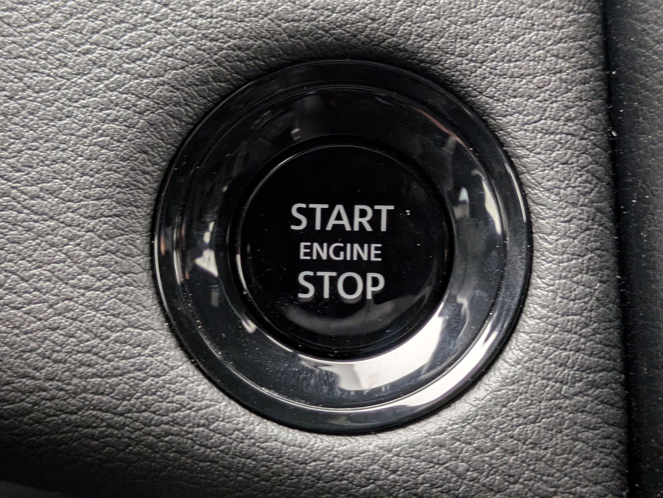 Used 2025 Nissan Armada Platinum Reserve image 23