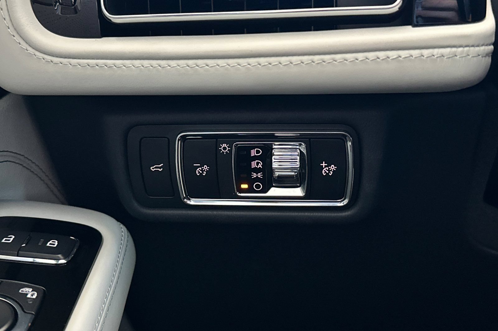 New 2026 Lincoln Aviator Black Label w/ Black Label Special Edition AWD/4WD image 28