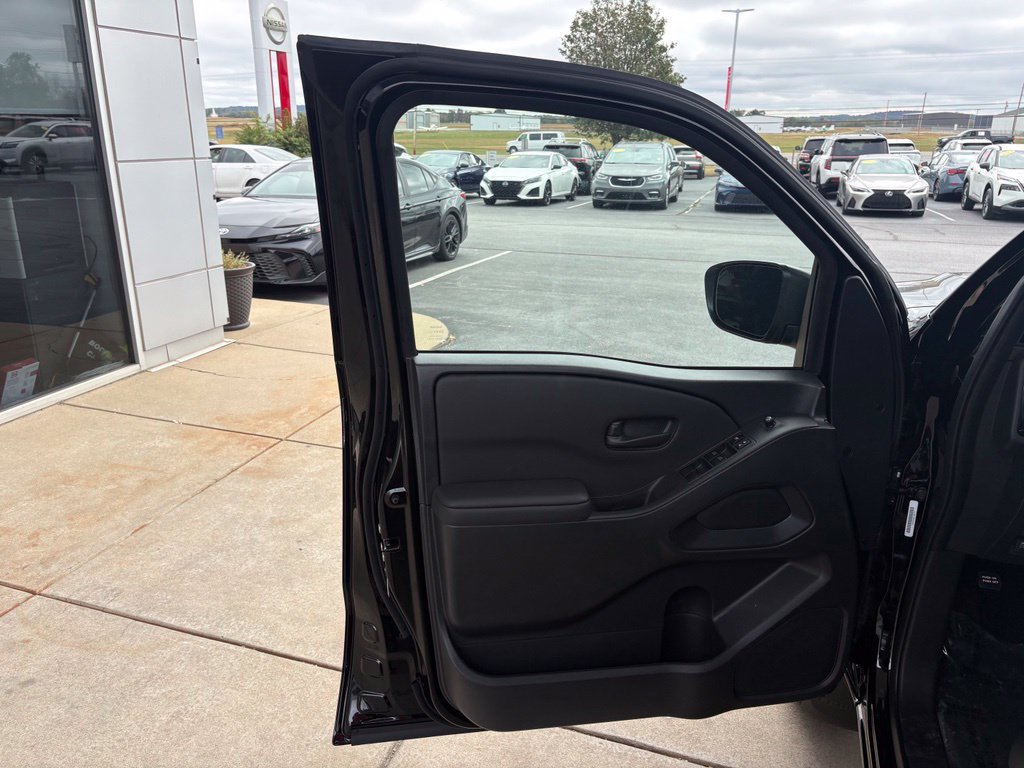 New 2027 Nissan Frontier SV w/ SV Convenience Package RWD image 27