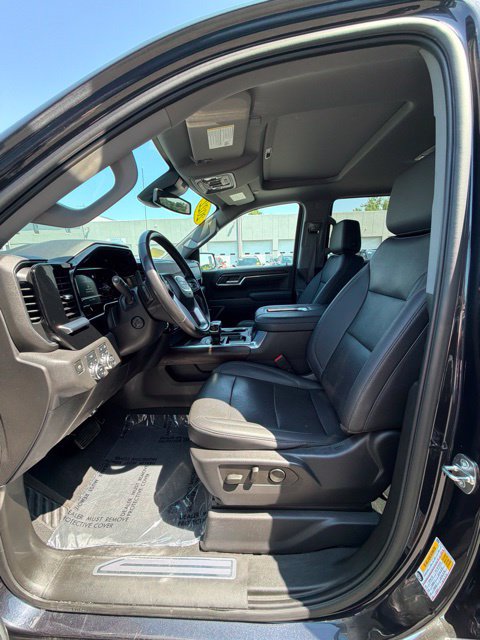Used 2022 GMC Sierra 1500 SLT w/ SLT Premium Plus Package AWD/4WD image 10