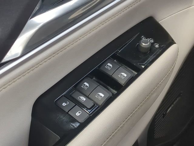 Used 2024 Jeep Wagoneer L 4WD image 32