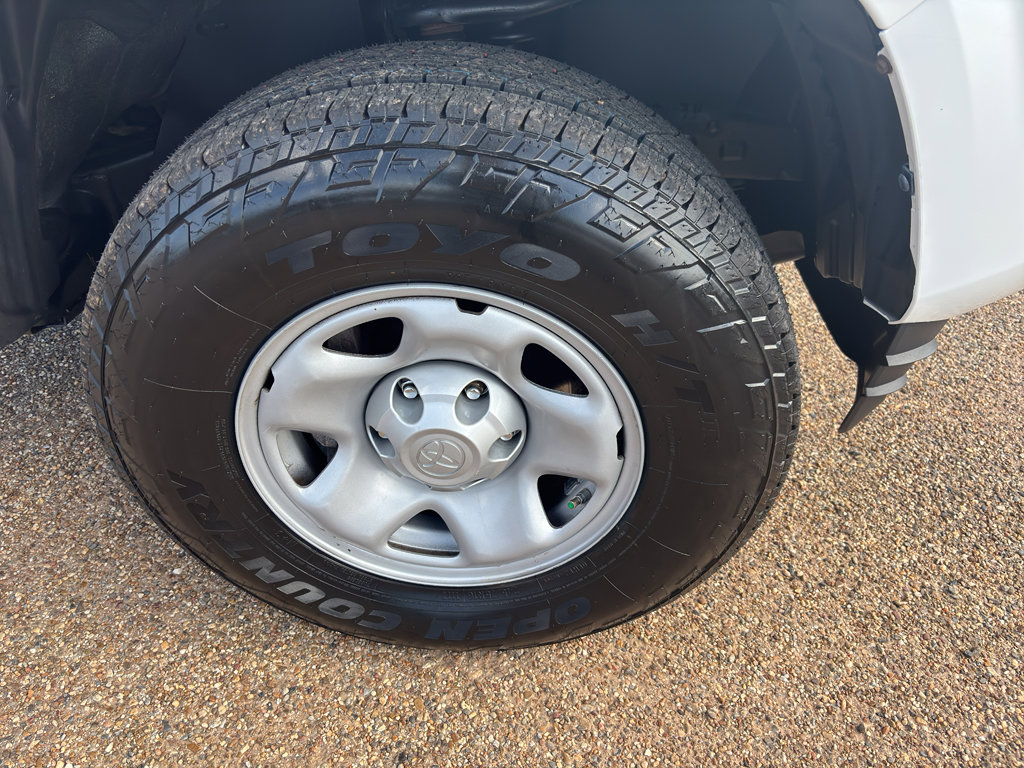 Used 2021 Toyota Tacoma SR image 9