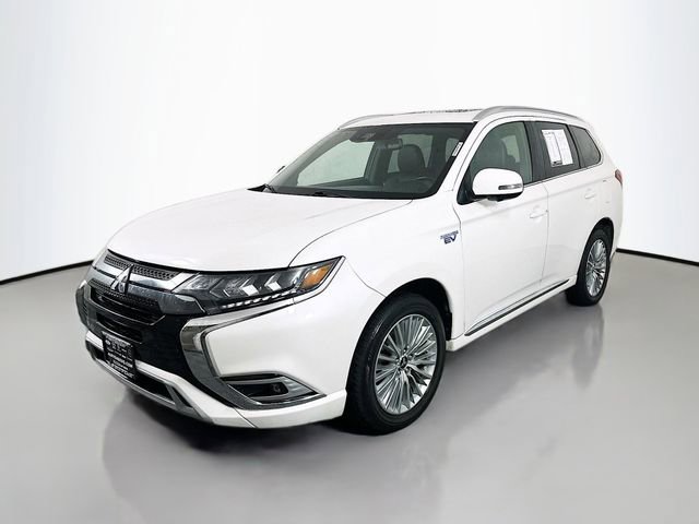 Used 2019 Mitsubishi Outlander 4WD Plug-In Hybrid image 3