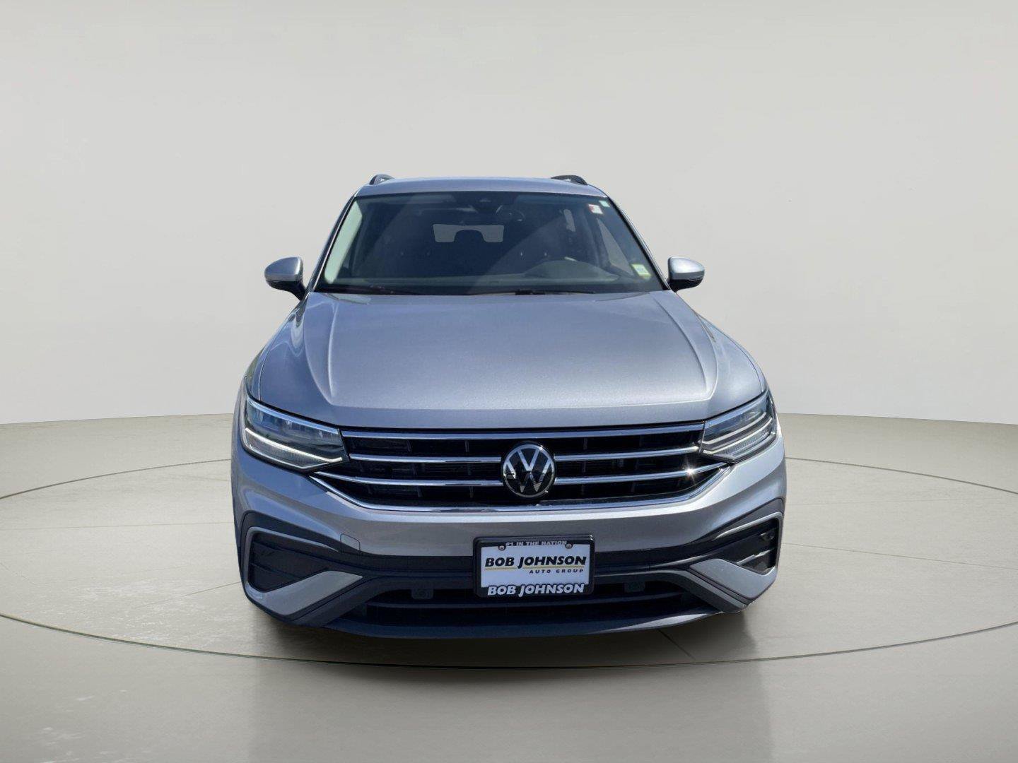Used 2024 Volkswagen Tiguan S AWD/4WD image 2