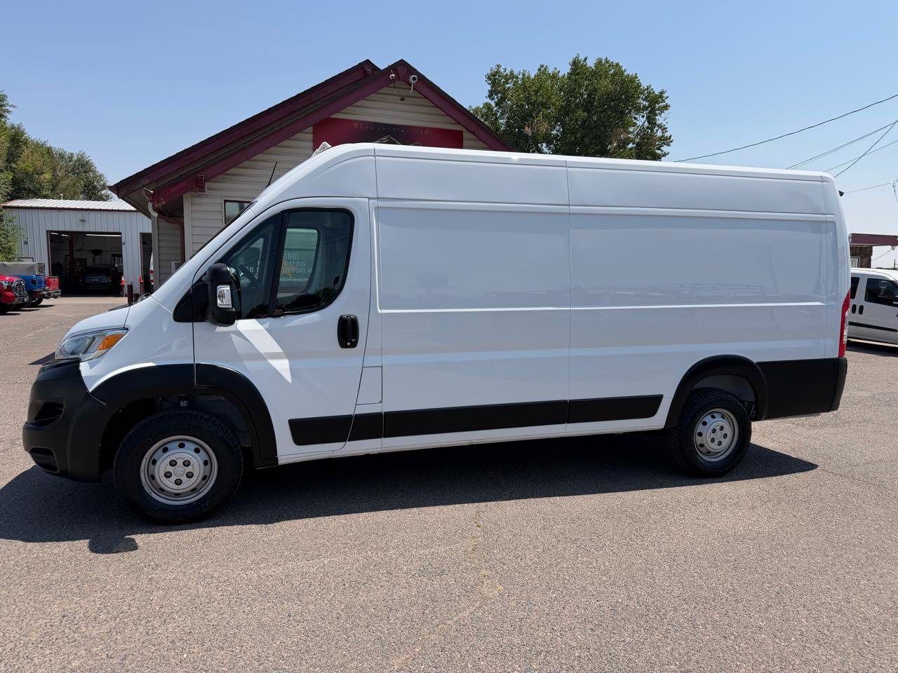 Used 2023 RAM ProMaster 3500 FWD image 5