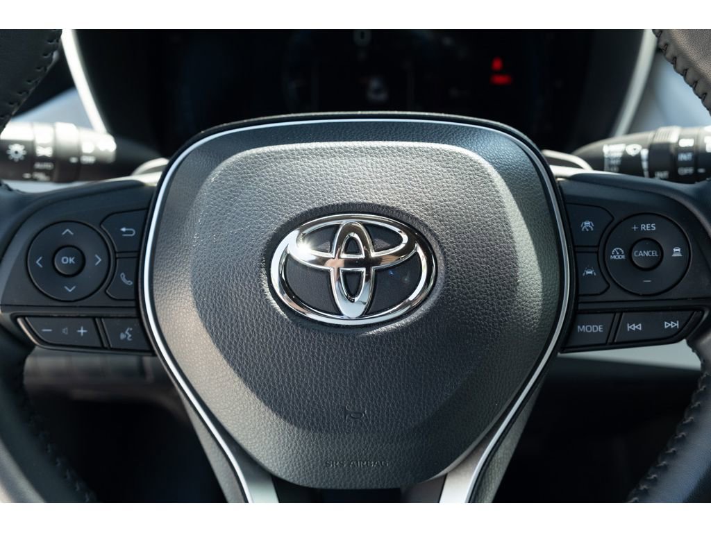Used 2023 Toyota Corolla XSE FWD image 17
