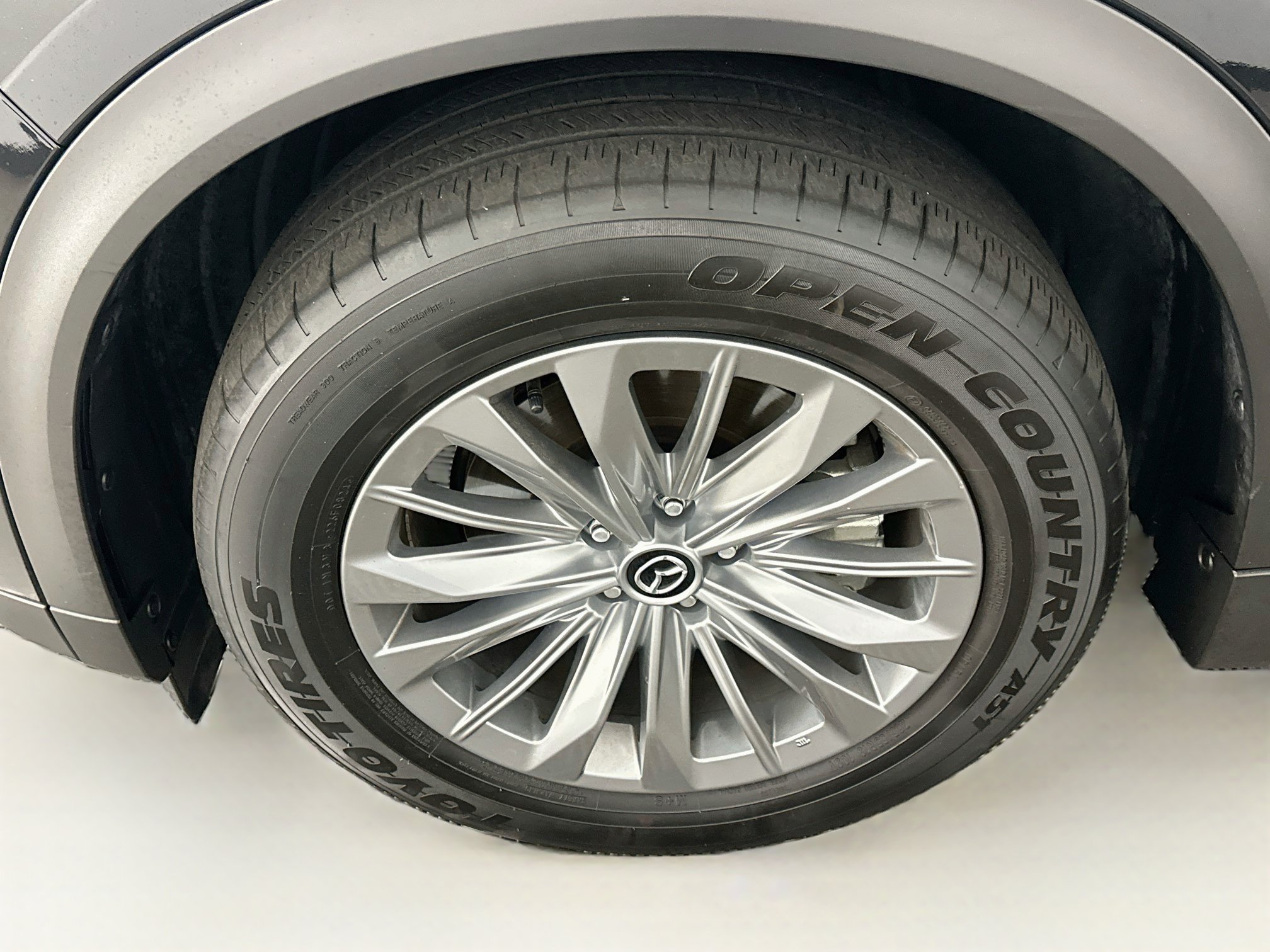 Used 2024 MAZDA CX-90 Plug-In Hybrid w/ Preferred AWD/4WD image 11