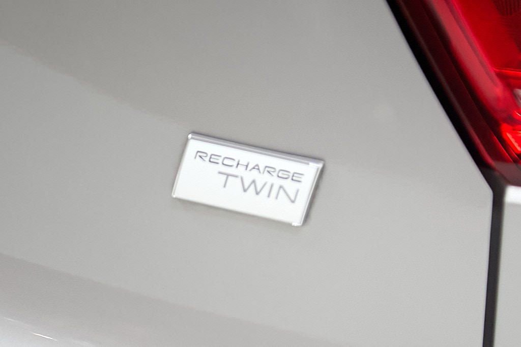 Certified 2023 Volvo XC40 Recharge Ultimate image 10