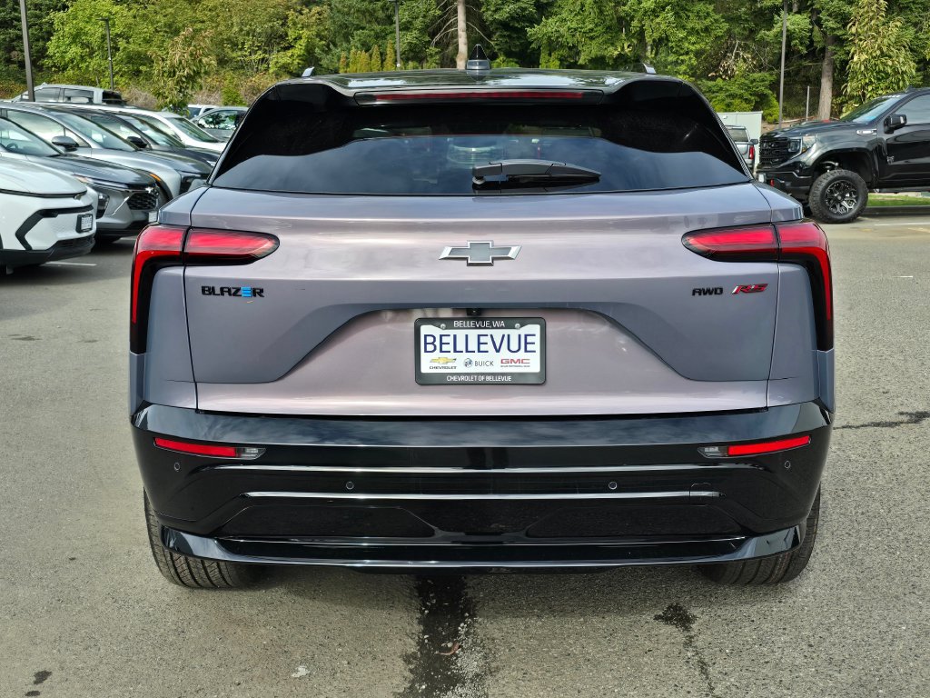 New 2026 Chevrolet Blazer EV RS AWD/4WD image 4