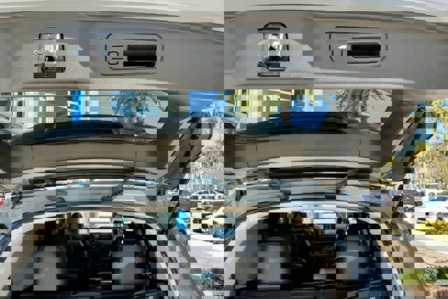 Used 2023 Honda Pilot Touring image 13