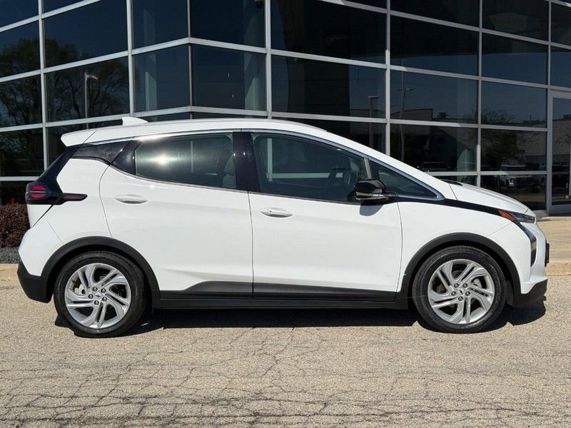 Used 2023 Chevrolet Bolt LT w/ Driver Confidence Package FWD video 2