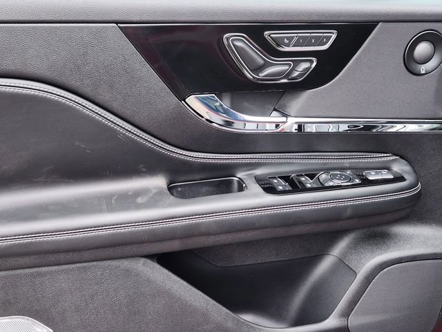 New 2026 Lincoln Corsair Reserve image 9