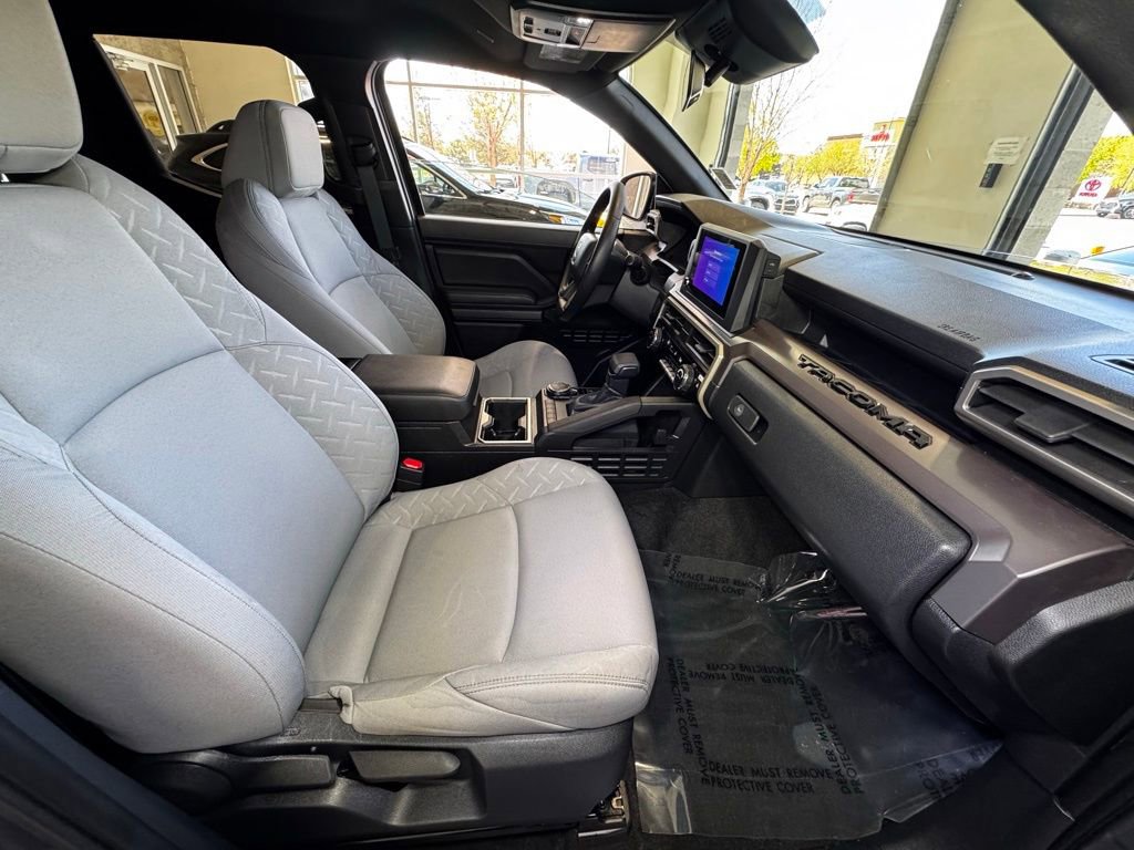 Certified 2025 Toyota Tacoma SR5 AWD/4WD image 55