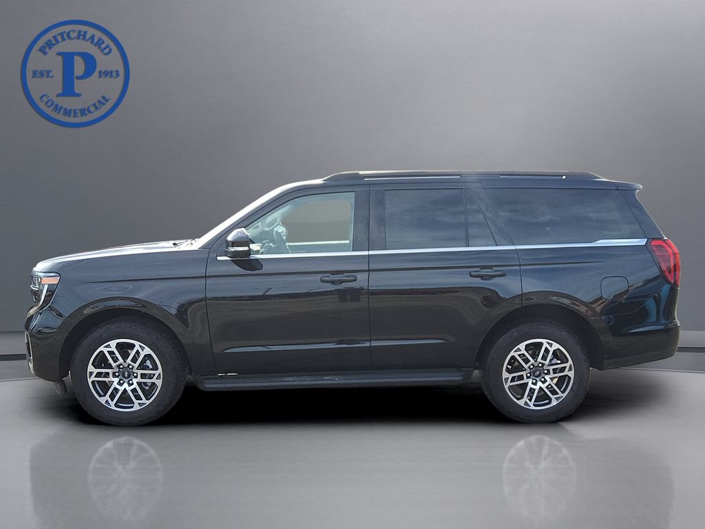 Used 2025 Ford Expedition Active AWD/4WD image 4