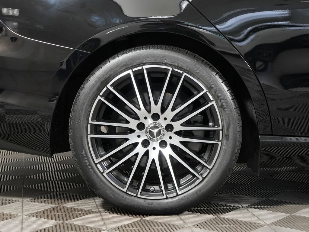 Certified 2024 Mercedes-Benz C 300 4MATIC Sedan image 11