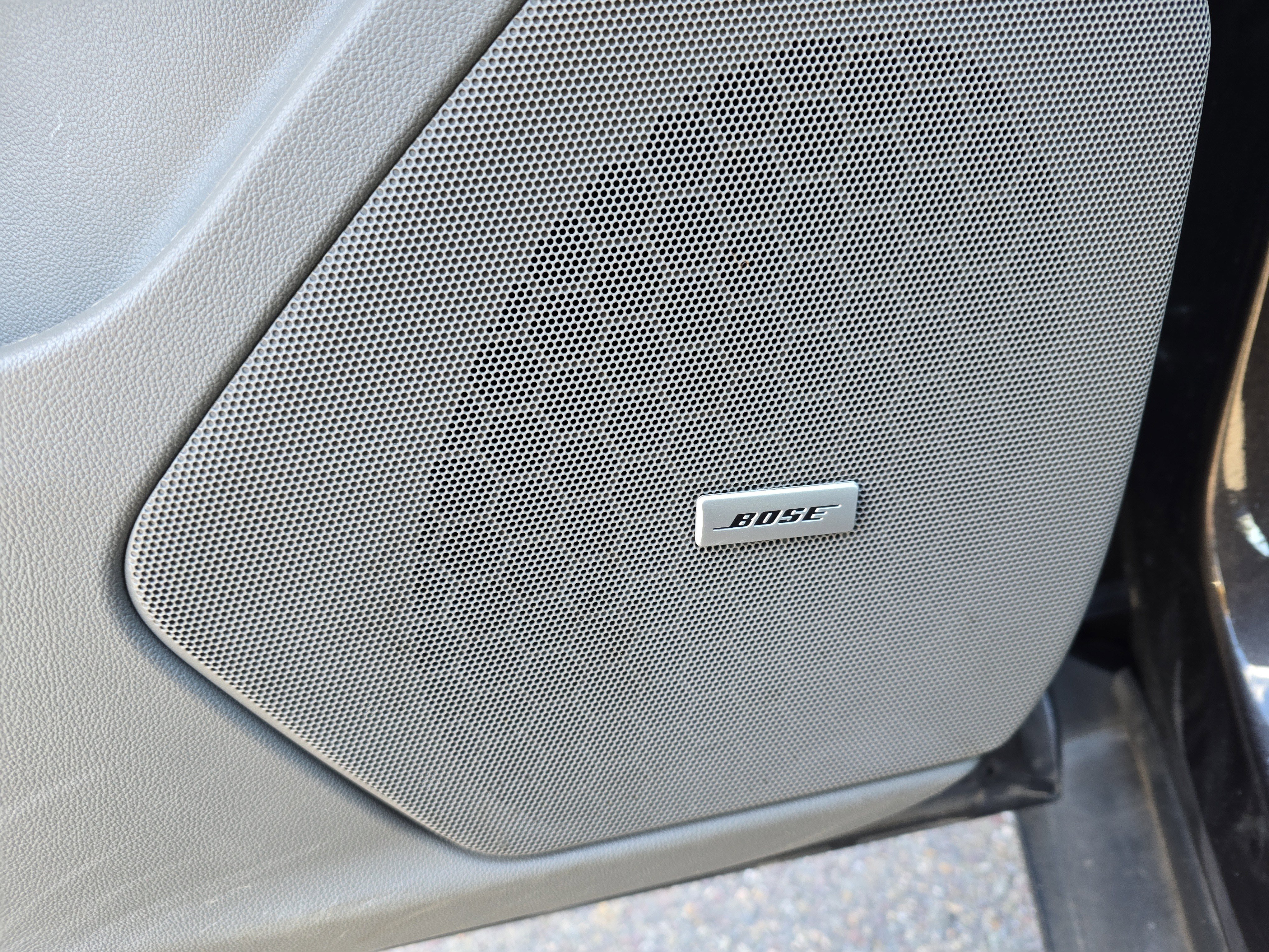 Used 2018 Cadillac XT5 Luxury w/ Driver Awareness Package image 18