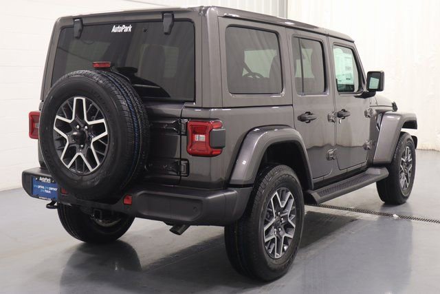 New 2026 Jeep Wrangler Sahara image 9