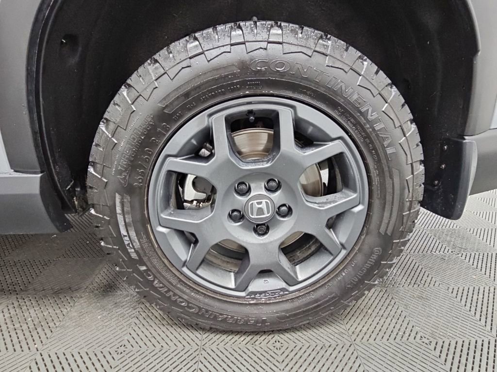 Used 2025 Honda Pilot TrailSport image 42