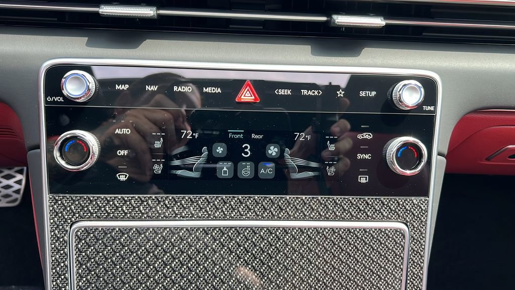 New 2026 Genesis GV80 3.5T e-SC image 33