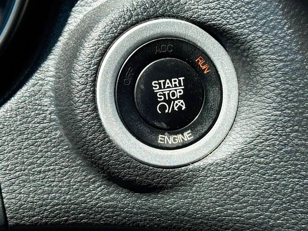 Used 2015 Dodge Journey Crossroad w/ Flexible Seating Group FWD image 19