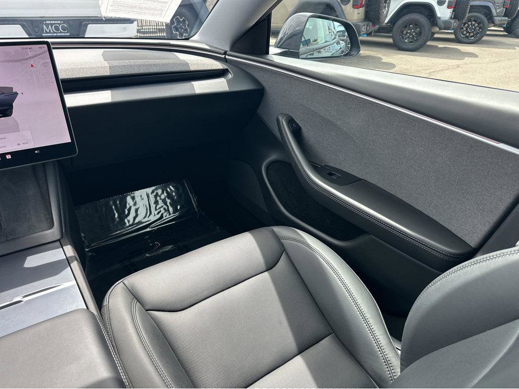 Used 2025 Tesla Model 3 Long Range RWD image 18