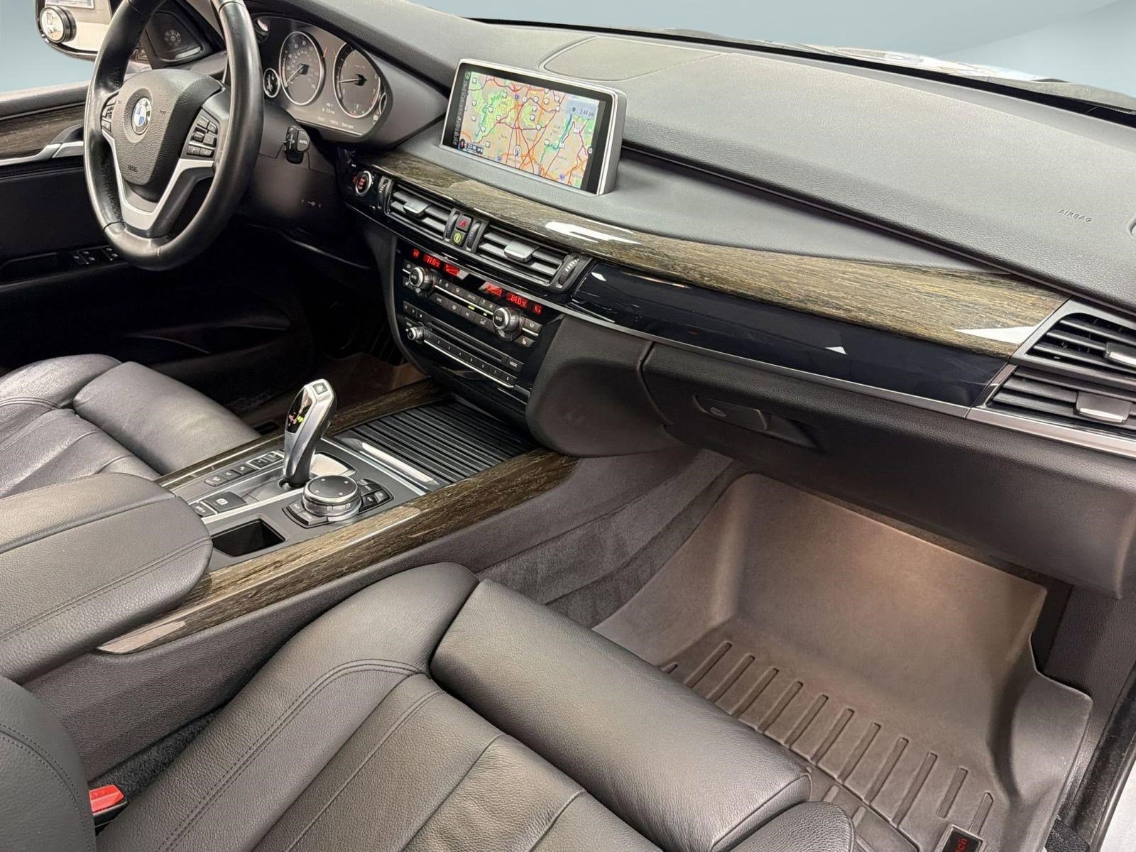 Used 2016 BMW X5 xDrive50i AWD/4WD image 33