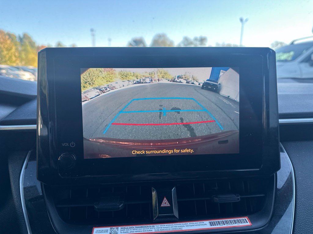 Used 2025 Toyota Corolla LE FWD image 17