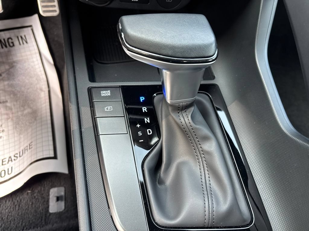 Used 2025 Hyundai Elantra Sport w/ Cargo Package FWD image 26