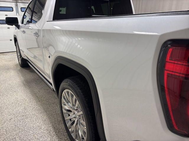 Used 2019 GMC Sierra 1500 Denali w/ Denali Ultimate Package AWD/4WD image 10