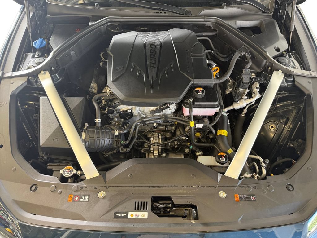 Used 2025 Genesis G70 2.5T AWD/4WD image 15