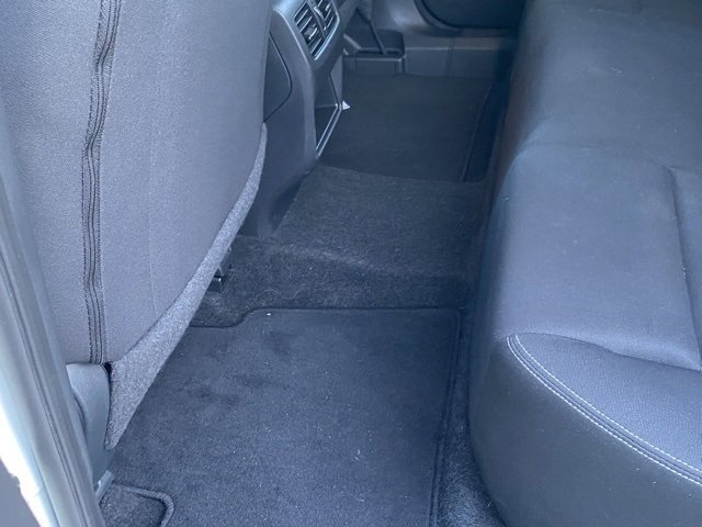 Used 2023 Nissan Rogue S image 21