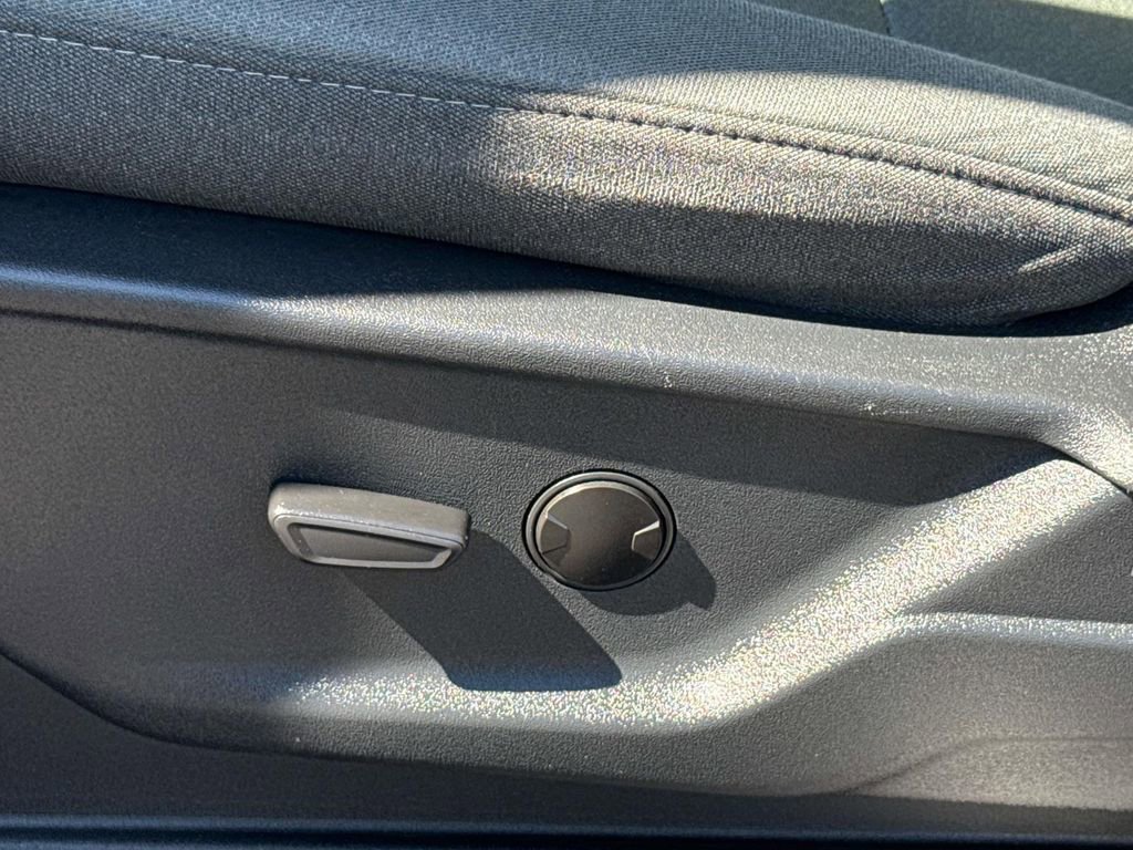 Certified 2025 Ford F250 XLT image 22