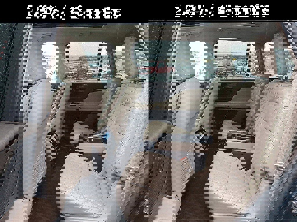 Used 2023 Lincoln Aviator Reserve w/ Equipment Group 201A image 10