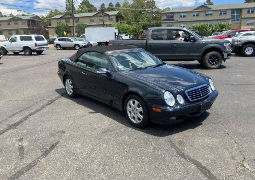 Used 2002 Mercedes-Benz CLK 320 Cabriolet image 3