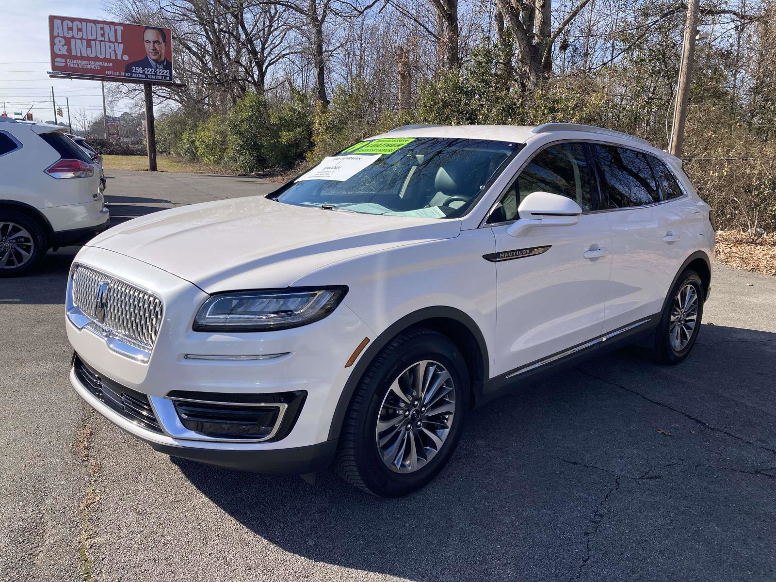 Used 2019 Lincoln Nautilus Select image 9