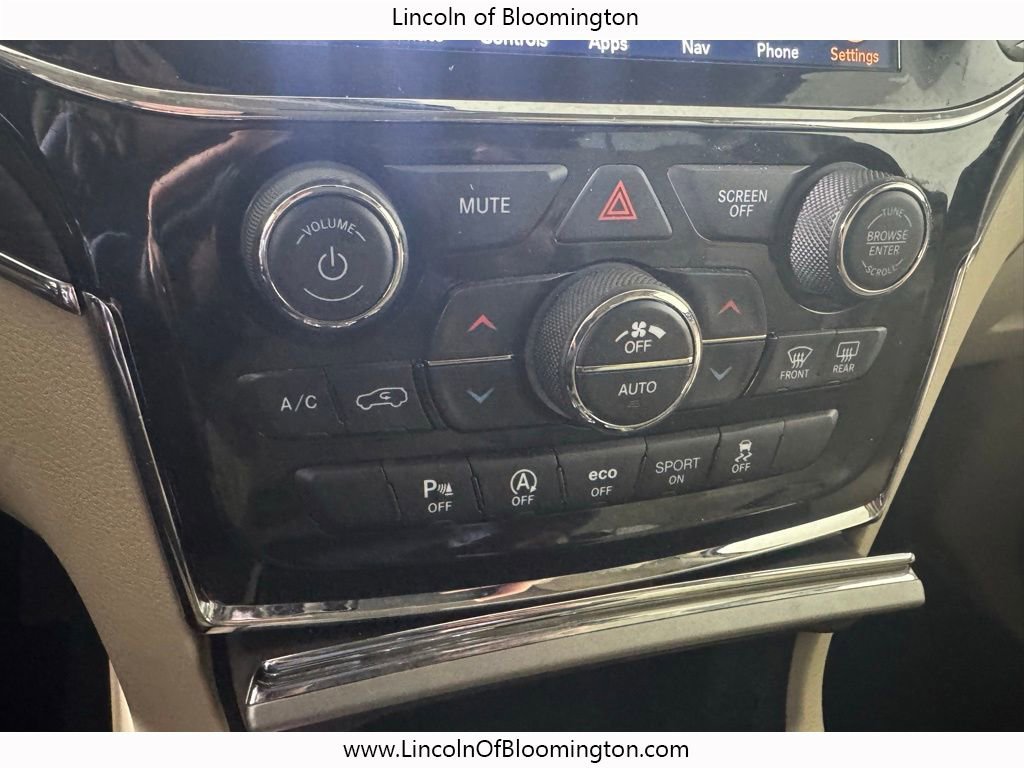 Used 2021 Jeep Grand Cherokee Limited w/ Trailer Tow Group IV image 52