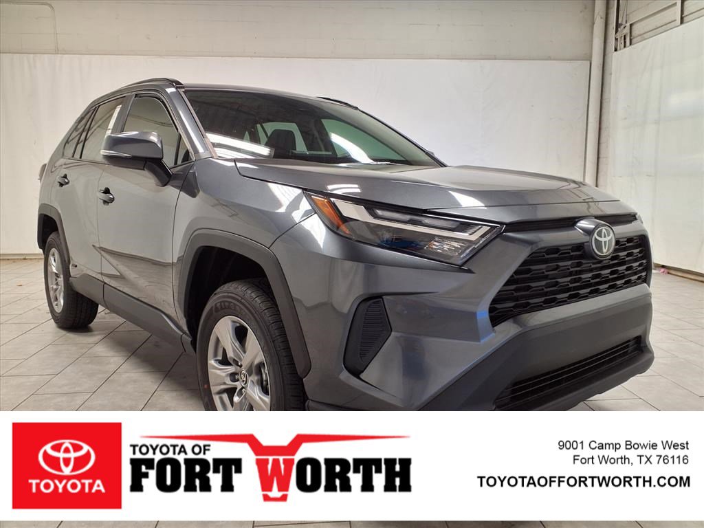 New 2025 Toyota RAV4 XLE