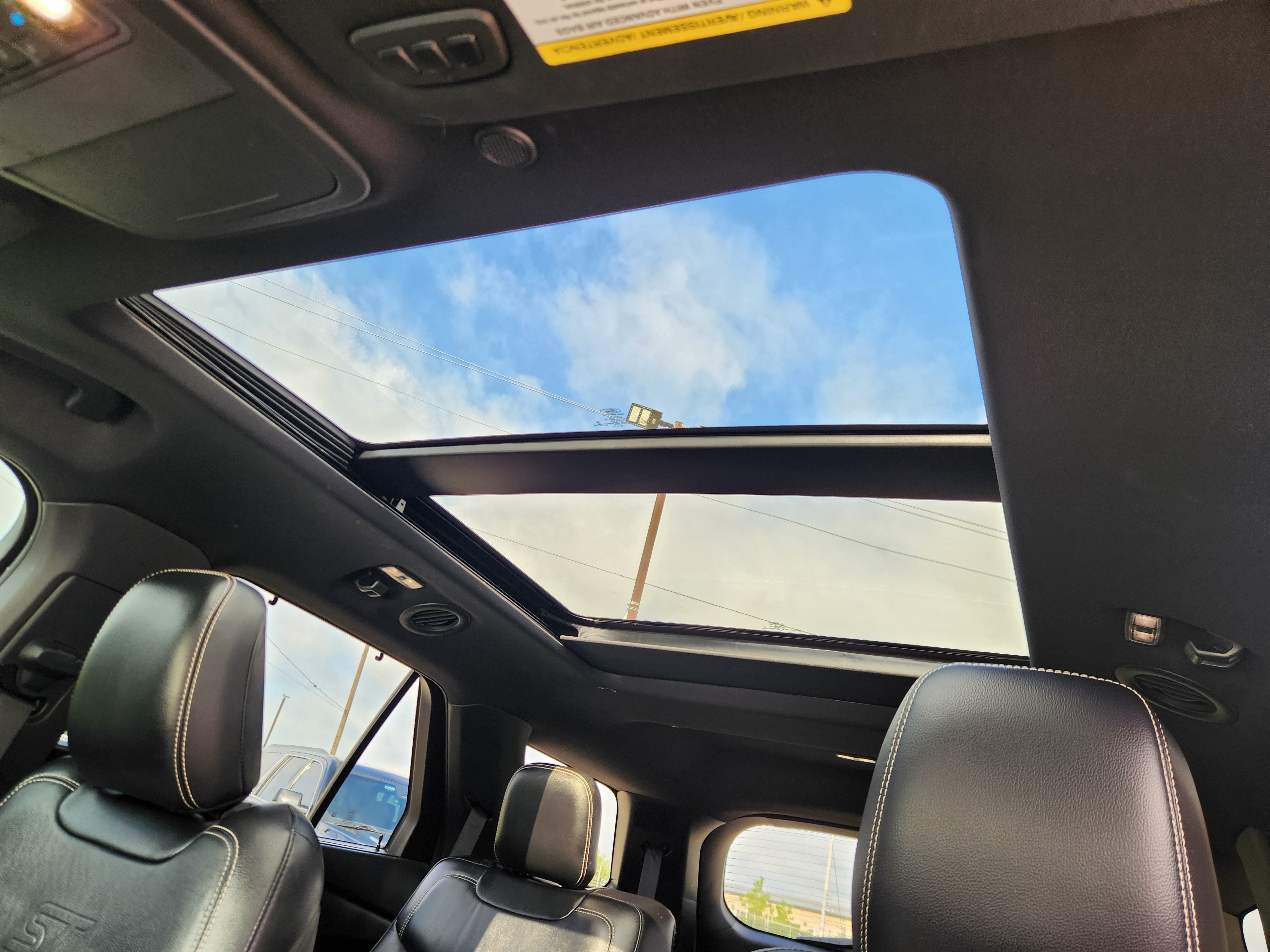 Used 2020 Ford Explorer ST w/ ST High-Performance Pack AWD/4WD image 16