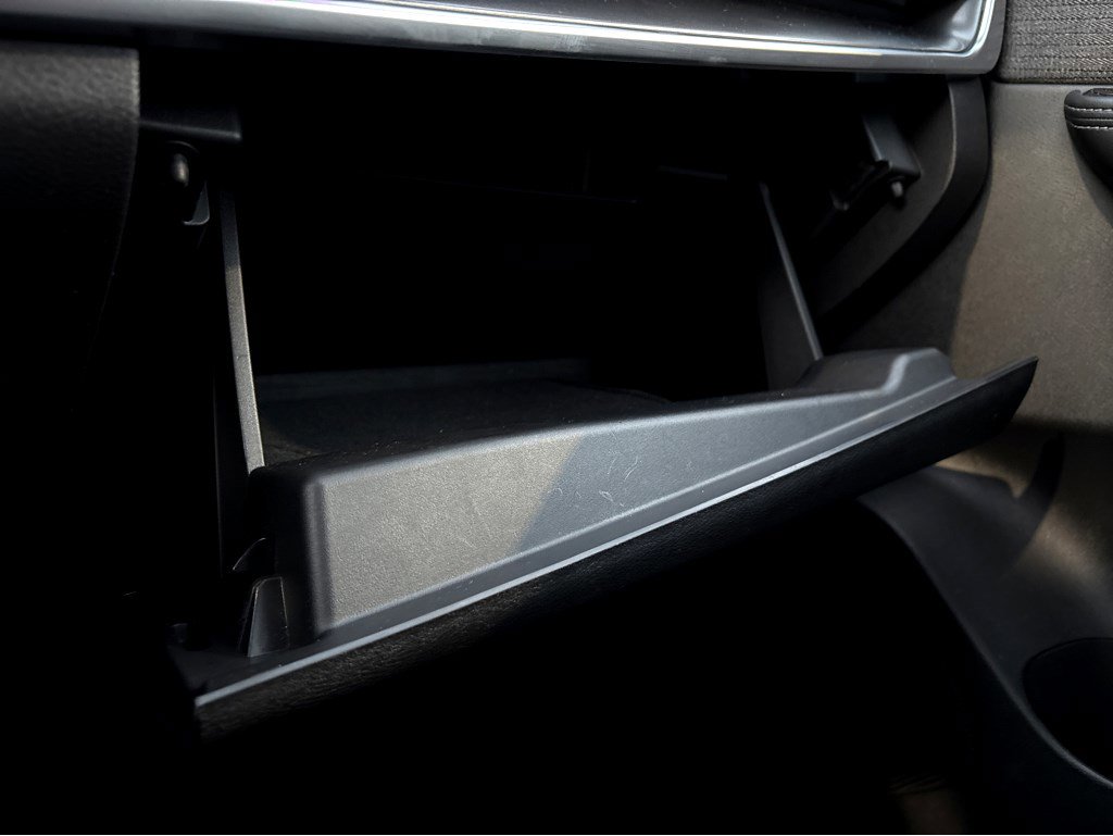 Used 2023 Nissan Rogue SV image 16