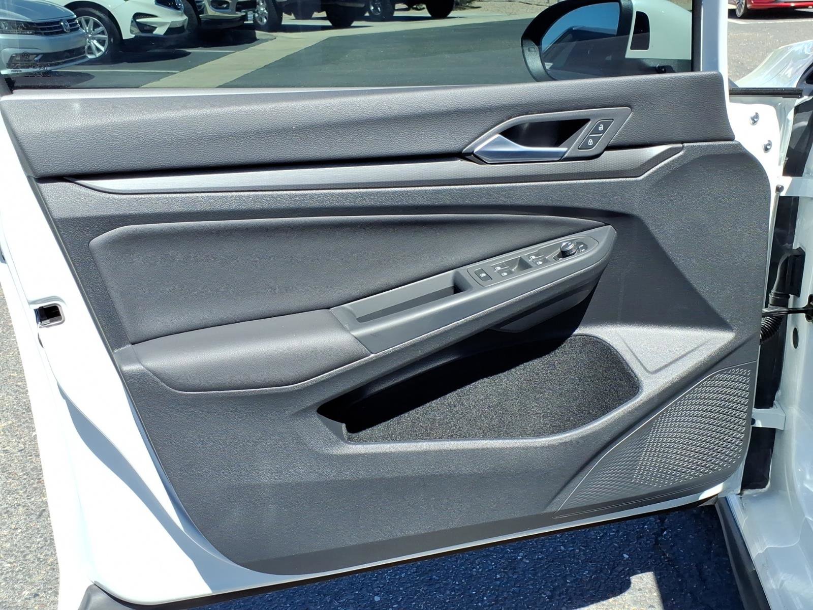 Certified 2023 Volkswagen GTI SE image 18