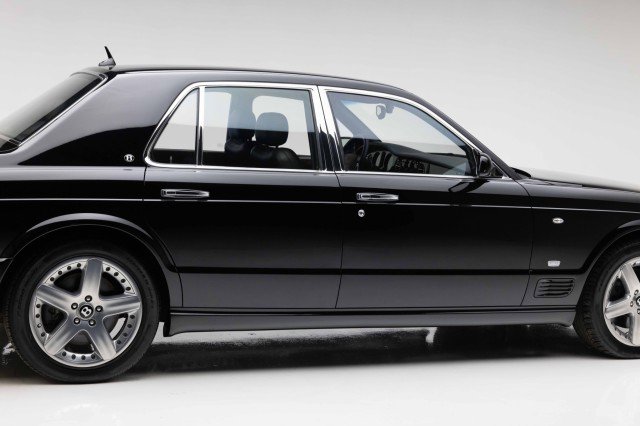 Used 2005 Bentley Arnage T image 35