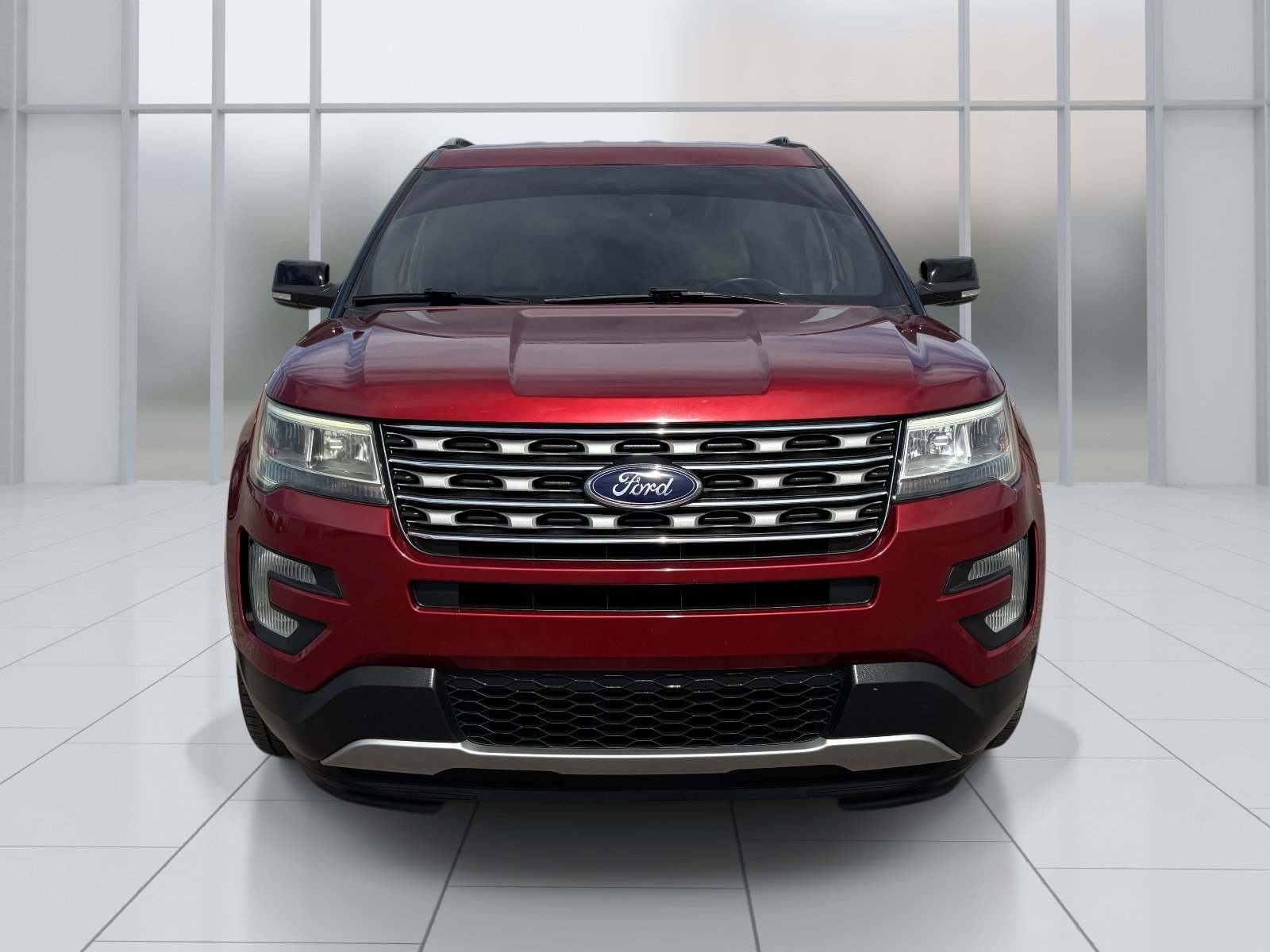 Used 2017 Ford Explorer XLT w/ Equipment Group 201A FWD image 9