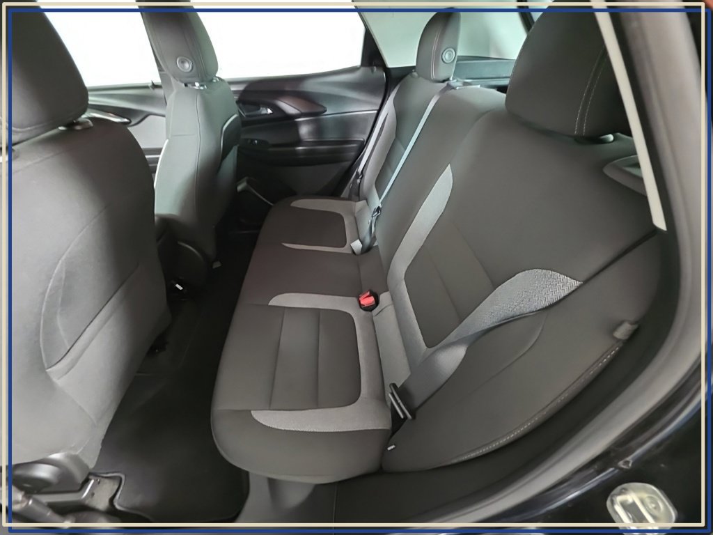 Certified 2023 Chevrolet TrailBlazer LS FWD image 30