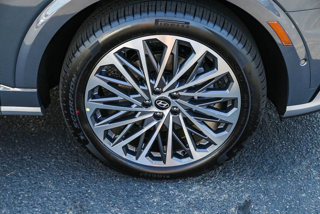 Used 2026 Hyundai Palisade Calligraphy AWD/4WD image 12