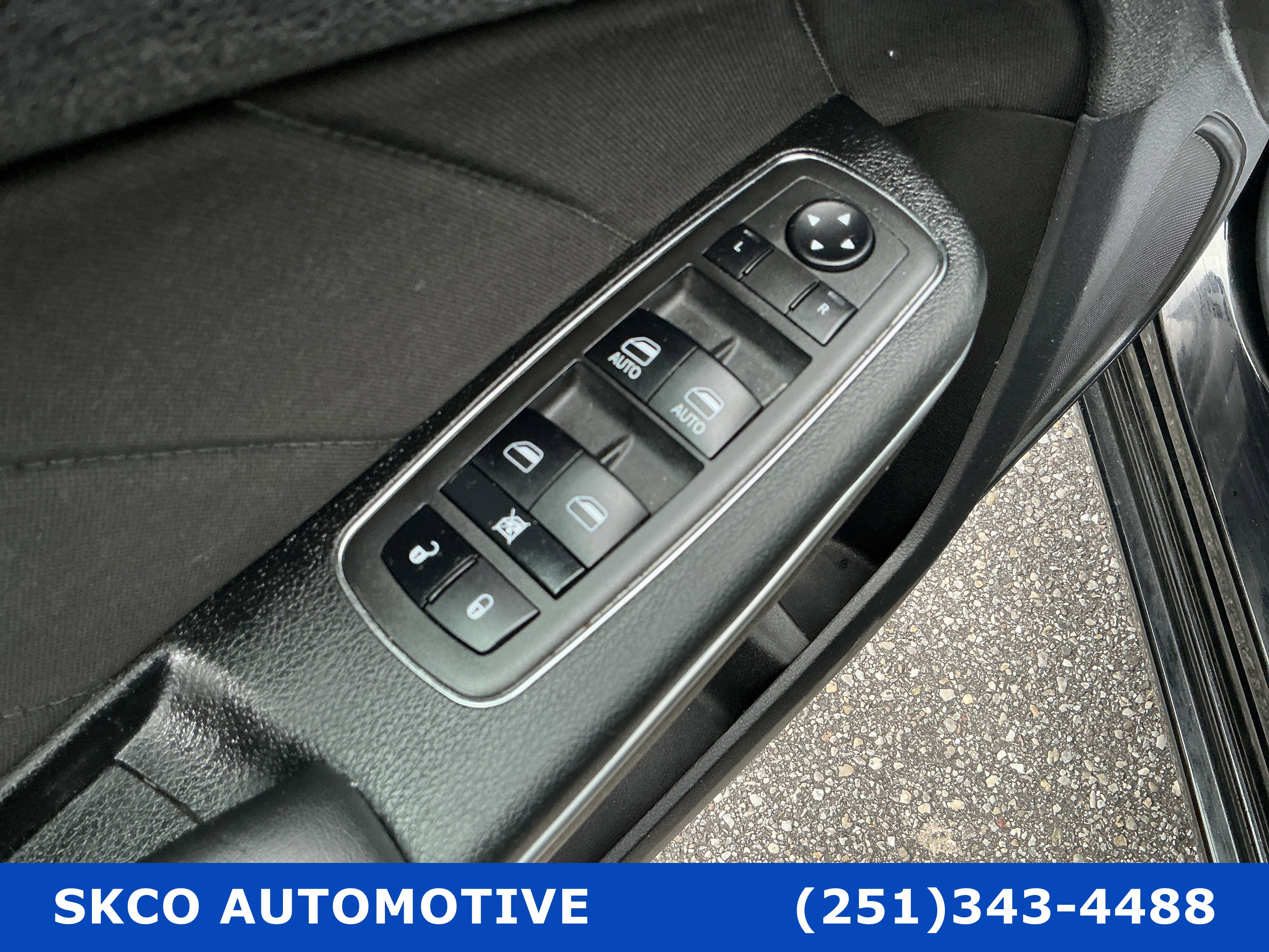 Used 2022 Dodge Charger SXT image 22