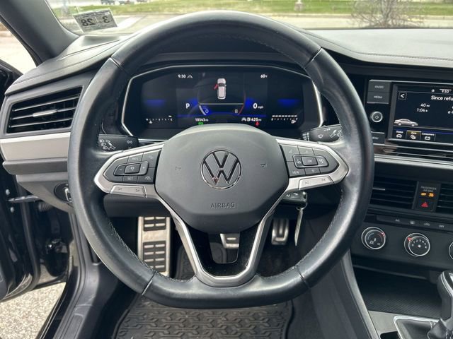 Used 2023 Volkswagen Jetta Sport image 18