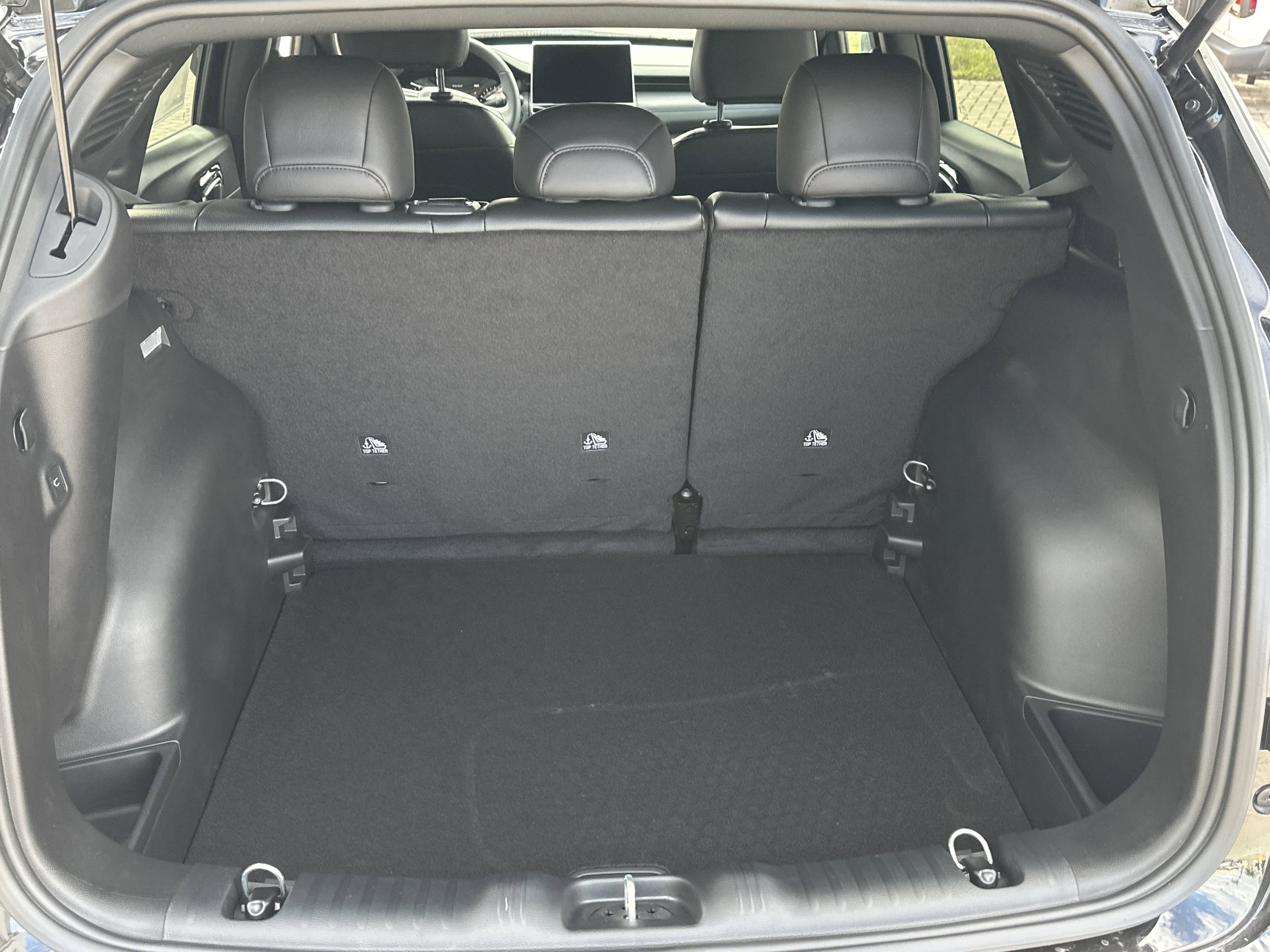 New 2026 Jeep Compass Latitude image 11