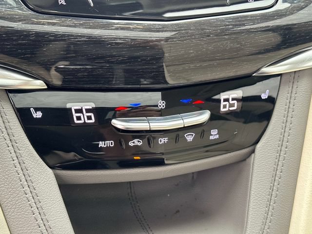 Used 2022 Cadillac XT6 Premium Luxury w/ Technology Package AWD/4WD image 26