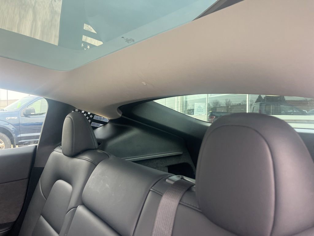 Used 2023 Tesla Model Y Long Range image 17