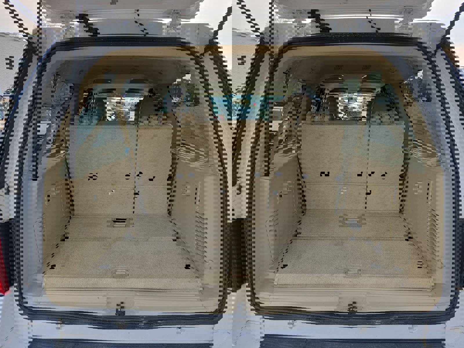 Used 2016 Ford Expedition EL XLT w/ Equipment Group 202A image 14